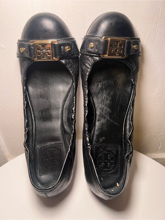 Tory Burch Shoes - Tory Burch Ambrose black flats. Size 7.5